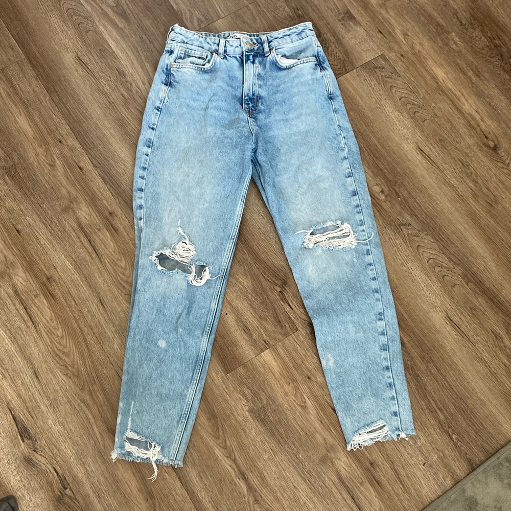 Zara Distressed Light Blue Jeans Sz 4